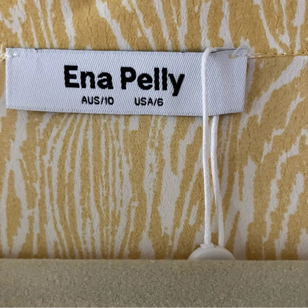NWT Ena Pelly Golden Woodgrain Short Sleeve Shirt 100% Recycled Polyester Size 6 - Picture 5 of 7
